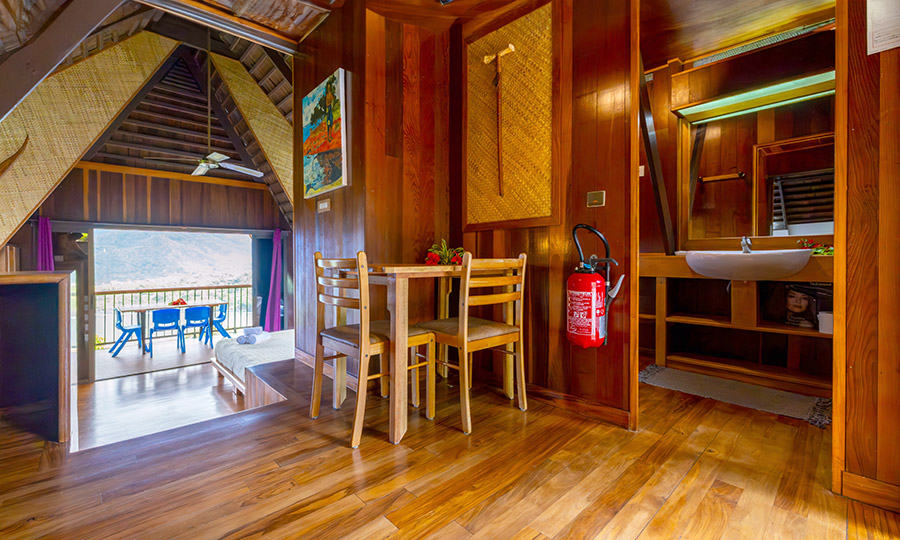 Entrée du chalet à Hiva Oa